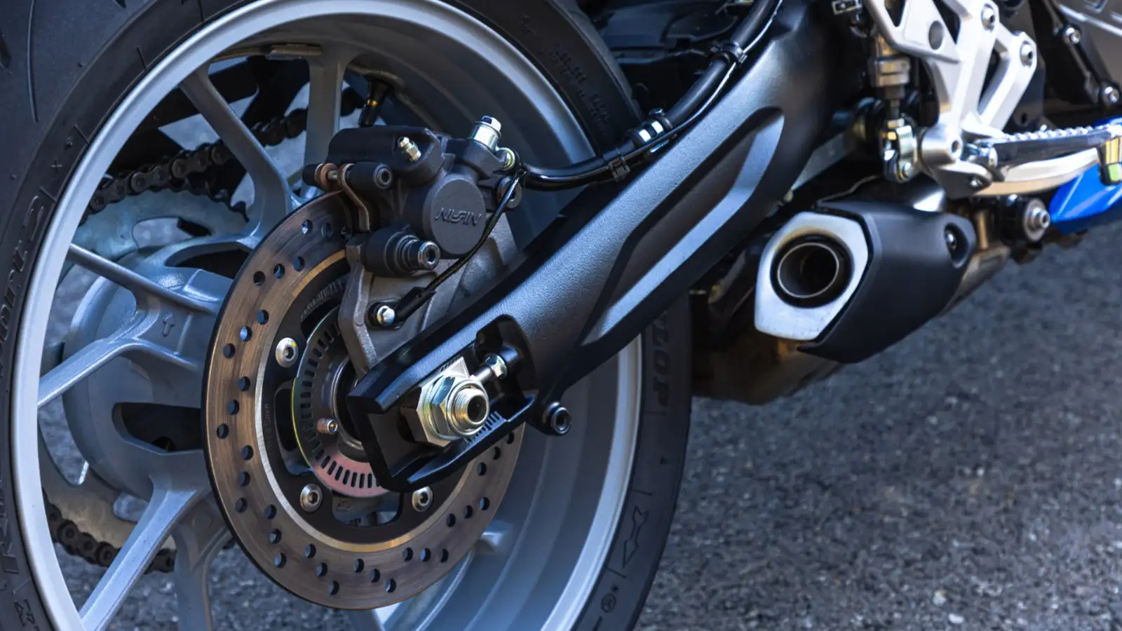 Suzuki GSX-8R 2025 Chega com 83 cv e Quickshifter: Rival Direta da Ninja 650?