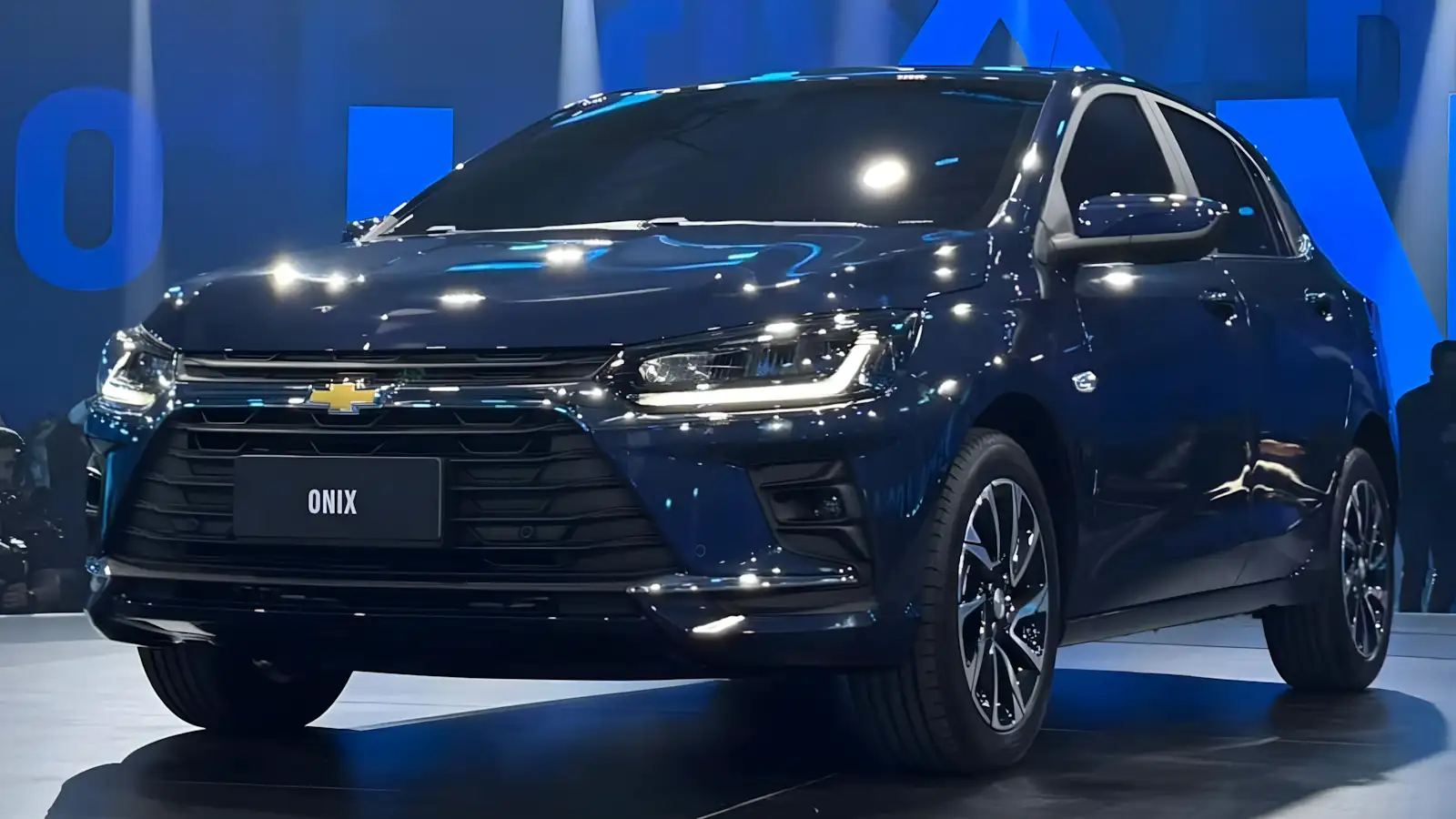 Chevrolet Onix 2026: Preços, ficha técnica e itens de série do hatch atualizado