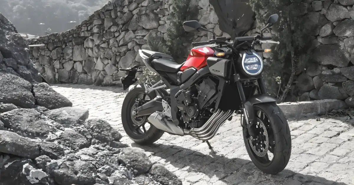 Honda CB 650R E-Clutch 2026 Conheça o Novo Modelo