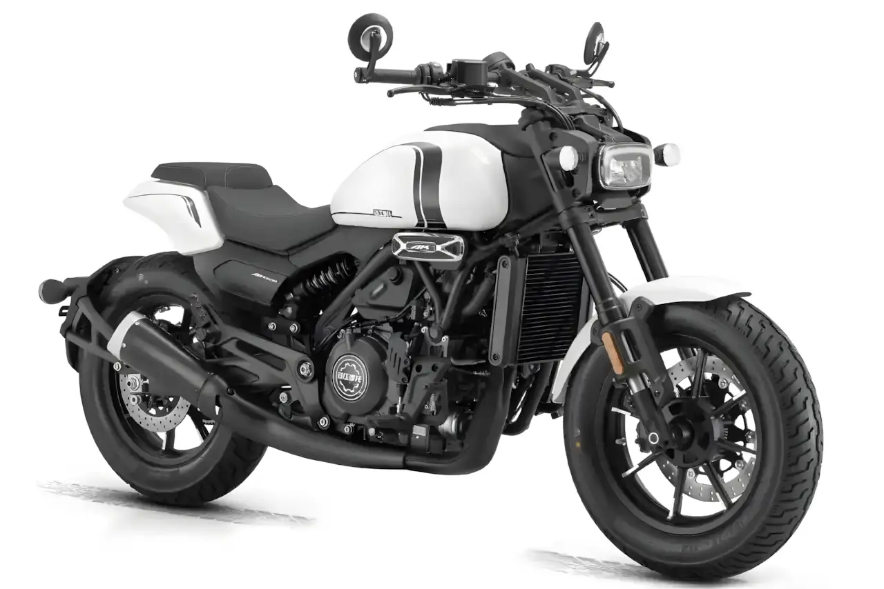 Nova Shineray SBM 600C pronta para o Brasil; preço e ficha técnica da cruiser premium