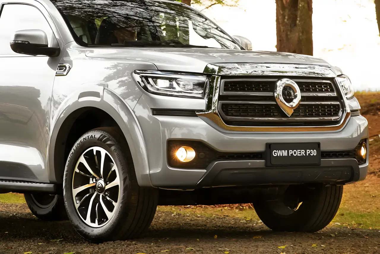 GWM Poer P30 chega em duas versões com motor 2.4 turbodiesel; Veja o que a picape oferece