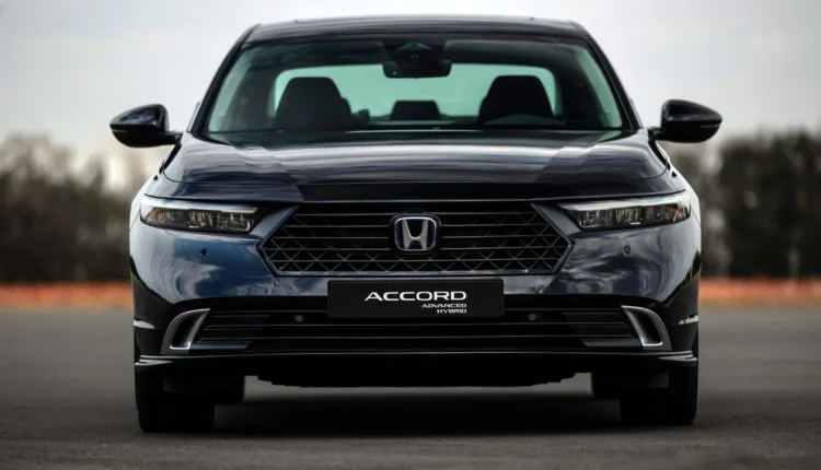 Honda Accord Advanced Hybrid 2026 chega ao Brasil com novo sistema eHEV e motor de 184 cv