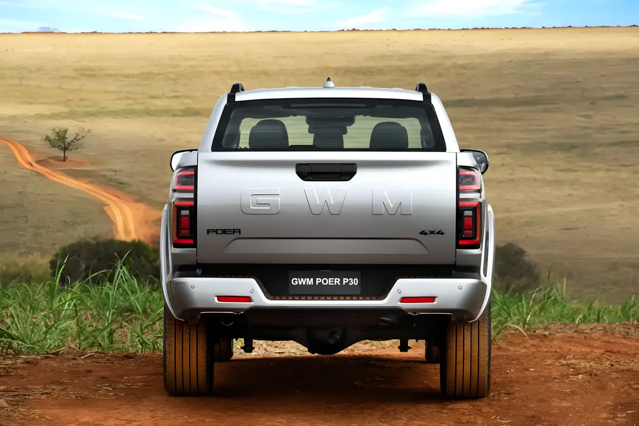GWM Poer P30 chega em duas versões com motor 2.4 turbodiesel; Veja o que a picape oferece