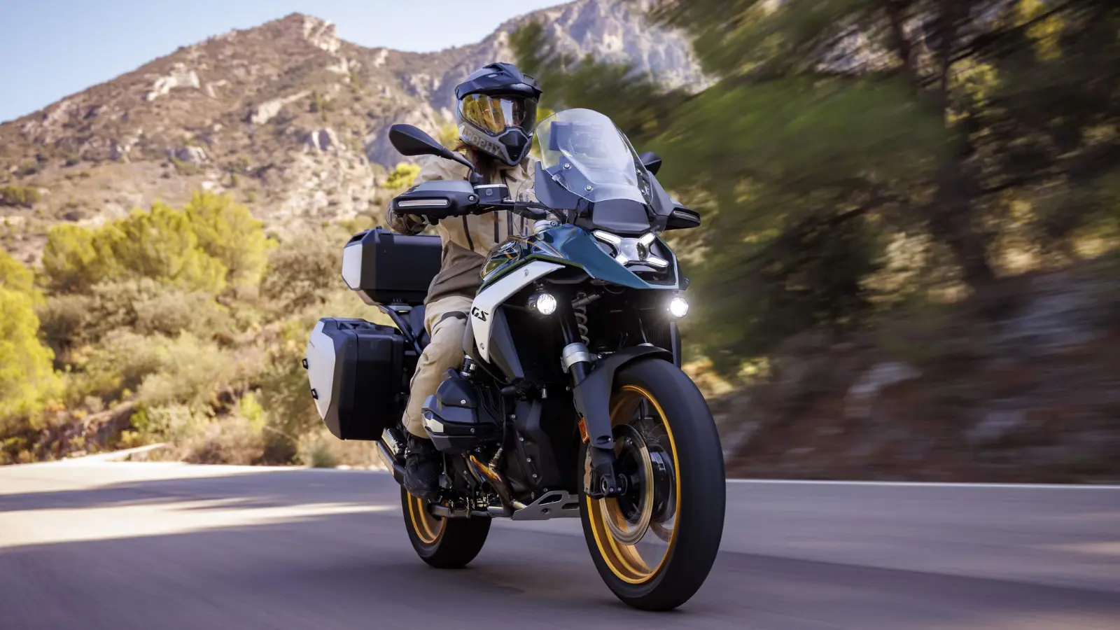 BMW R 1300 GS com câmbio automatizado chega ao Brasil por R$ 140.900