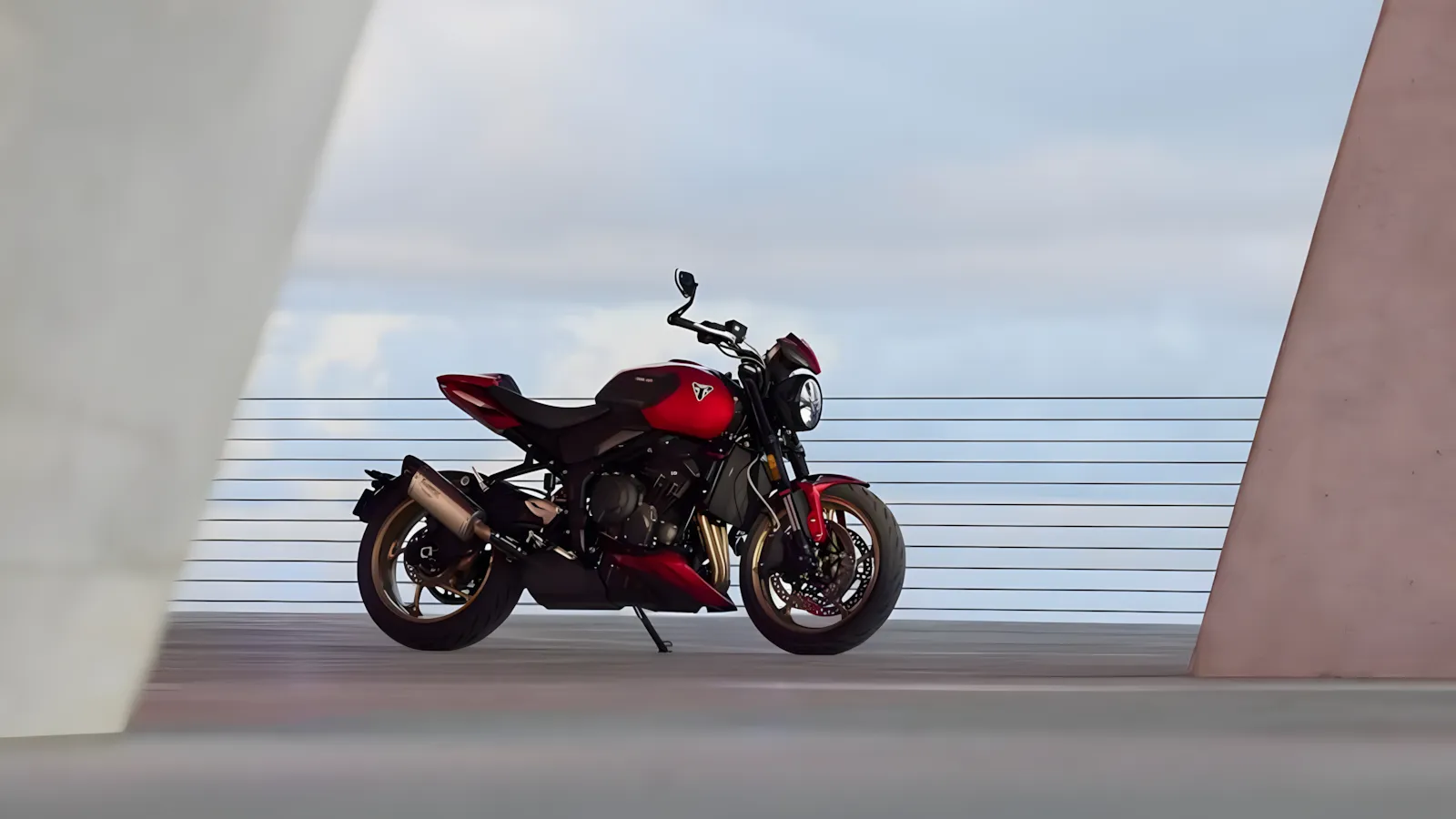 Triumph Apresenta a Naked Trident 800 2026 com Motor 798cc da Tiger Sport