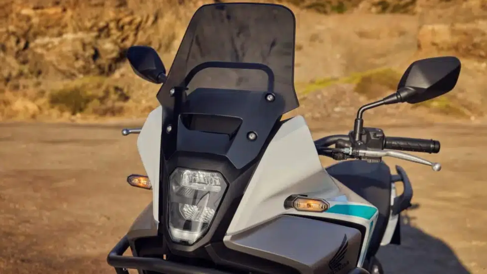 Honda NX 500 2026 é Revelada com Novo Sistema de Embreagem Eletrônica E-Clutch