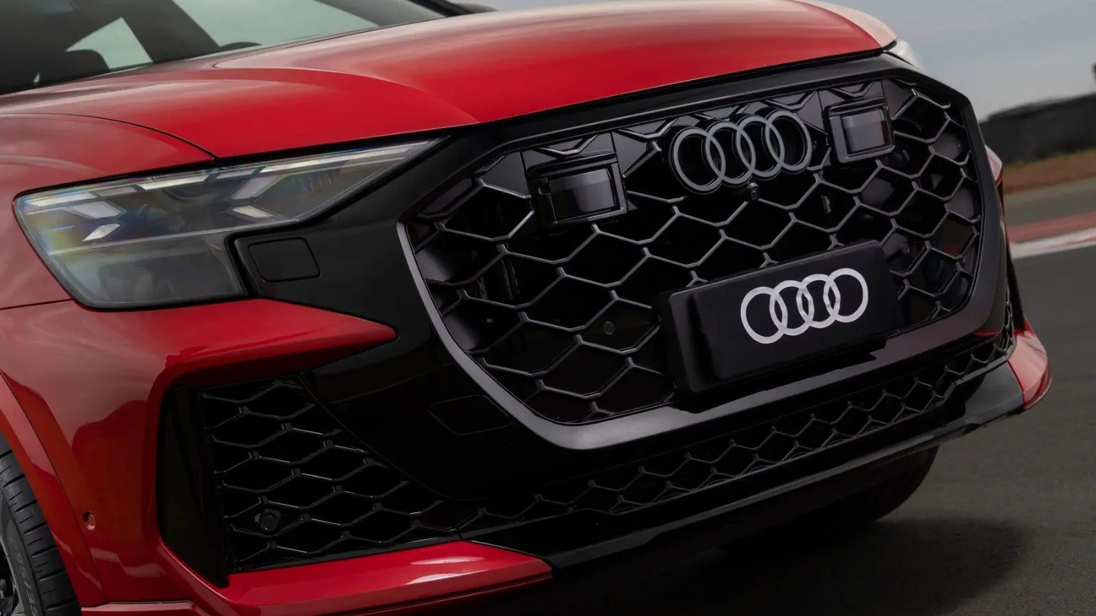 Novo Audi RS Q8 Performance 2026: Preço e Detalhes