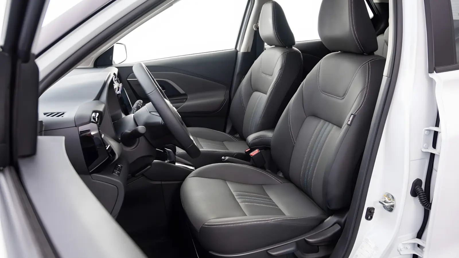 Interior Conforto Nissan Kait Advance Plus