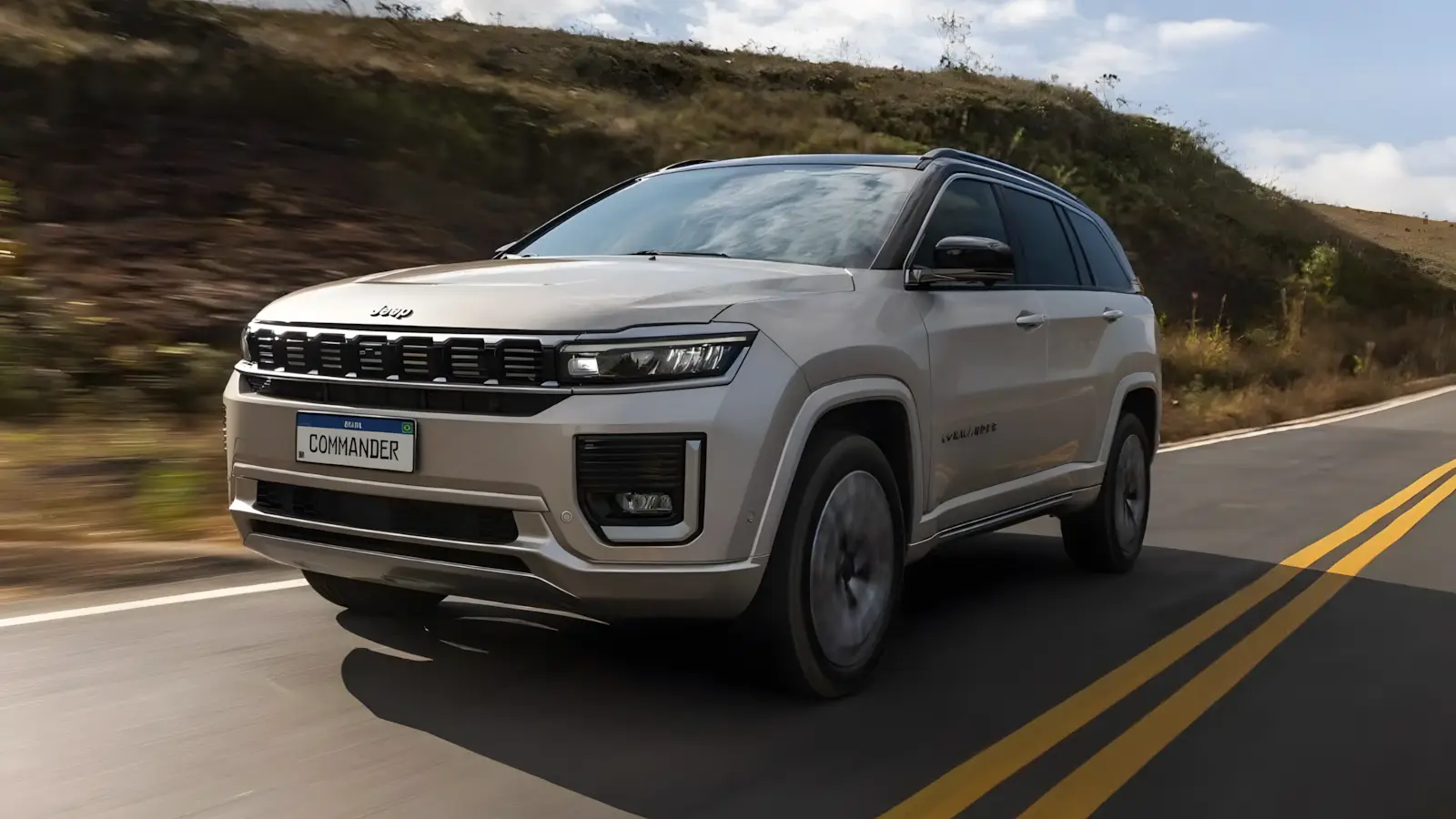 Jeep Commander 2027 nas versões Longitude, Limited e Overland Hybrid