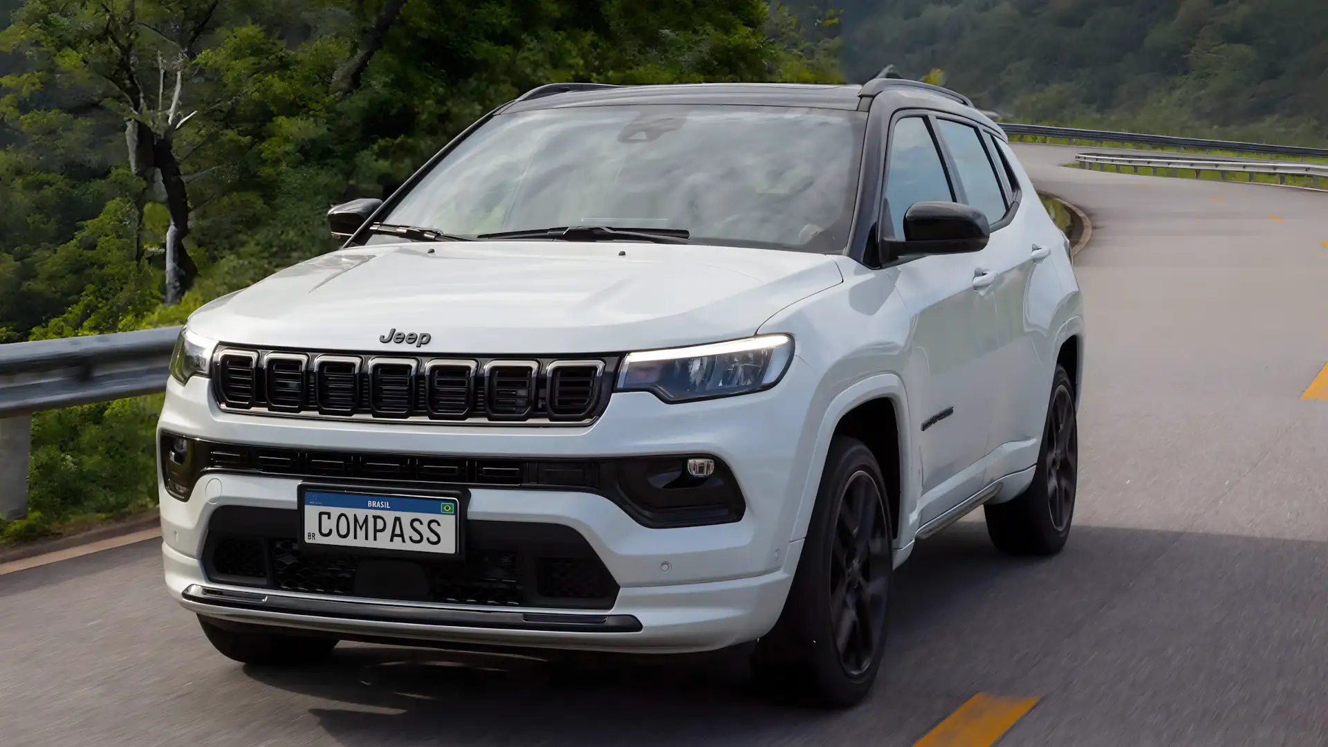 Jeep Compass Blackhawk 2026 Frente