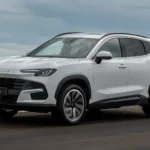 Jetour S06 Suv Hibrido Frente Pista