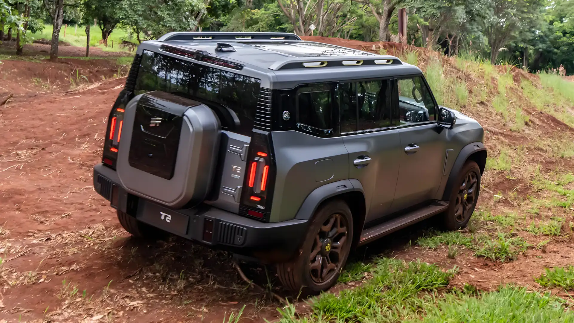 Jetour T2 Frente Visual Traseira