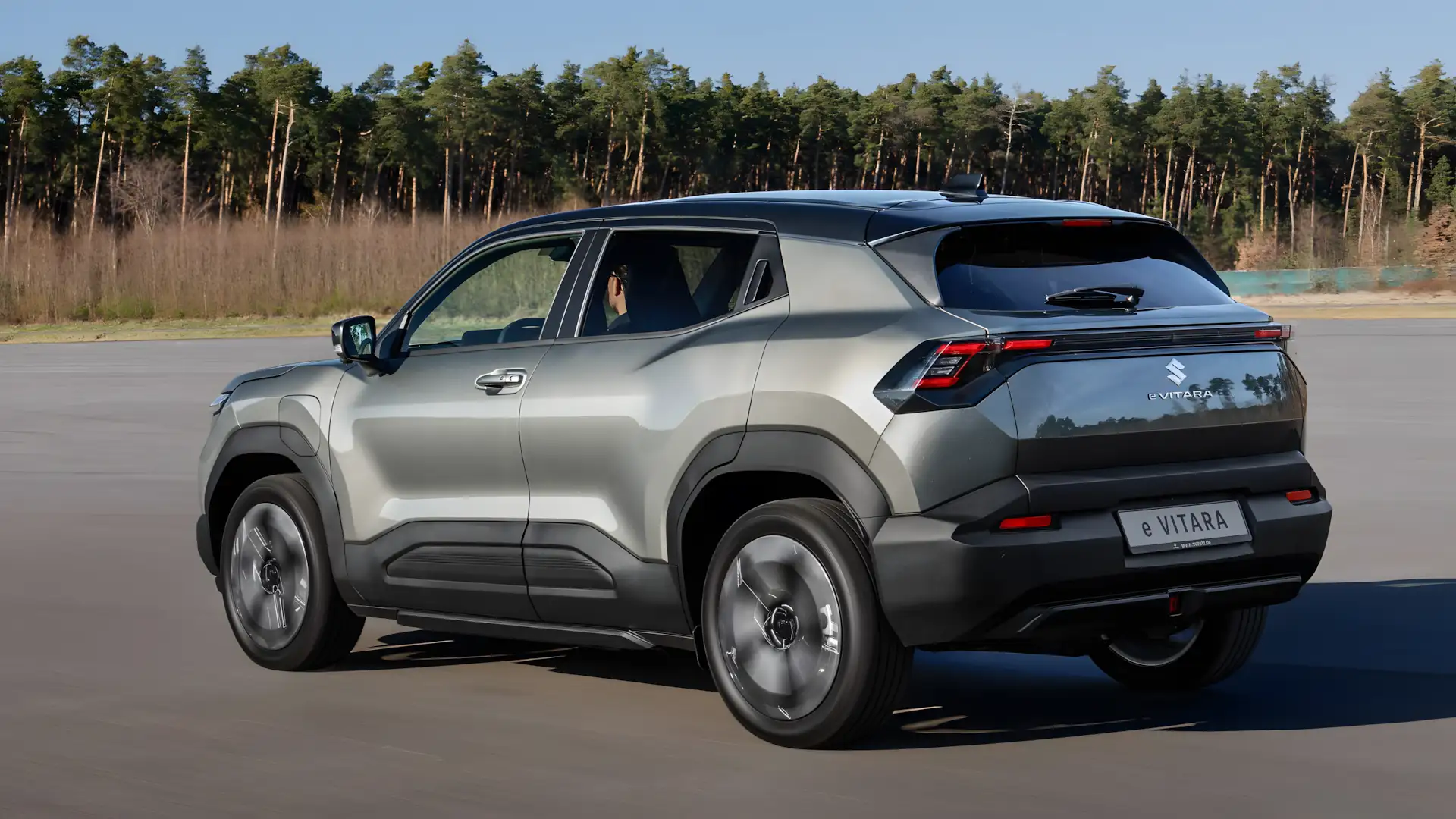 Suzuki E Vitara Lateral