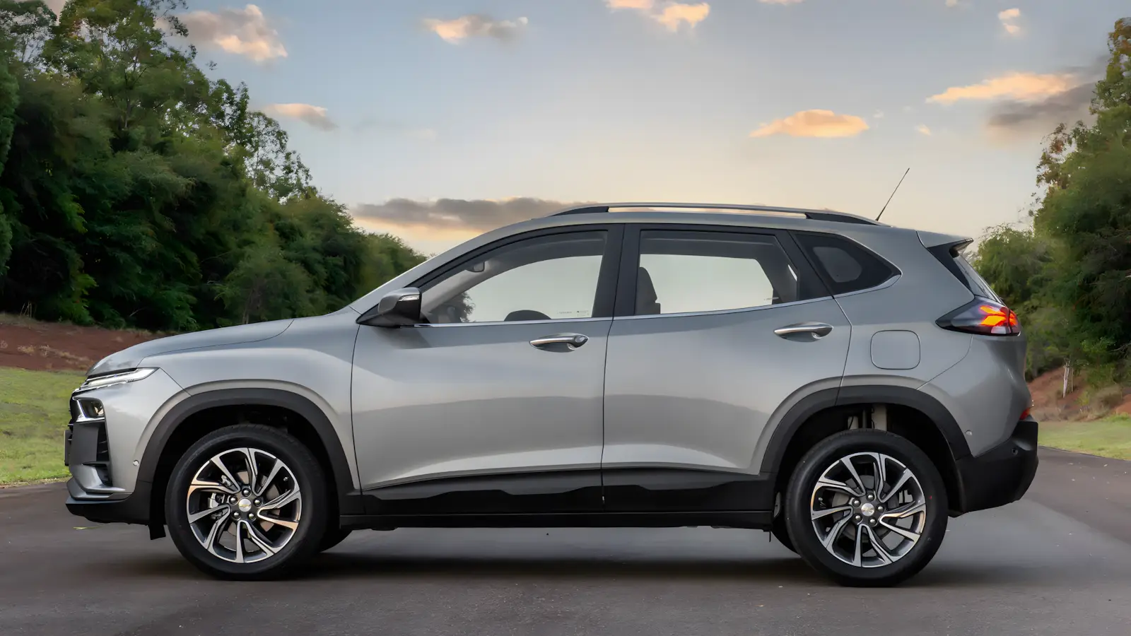 Chevrolet Tracker 2026 chega com nova vers&atilde;o Pro e pre&ccedil;os at&eacute; R$ 10 mil menores