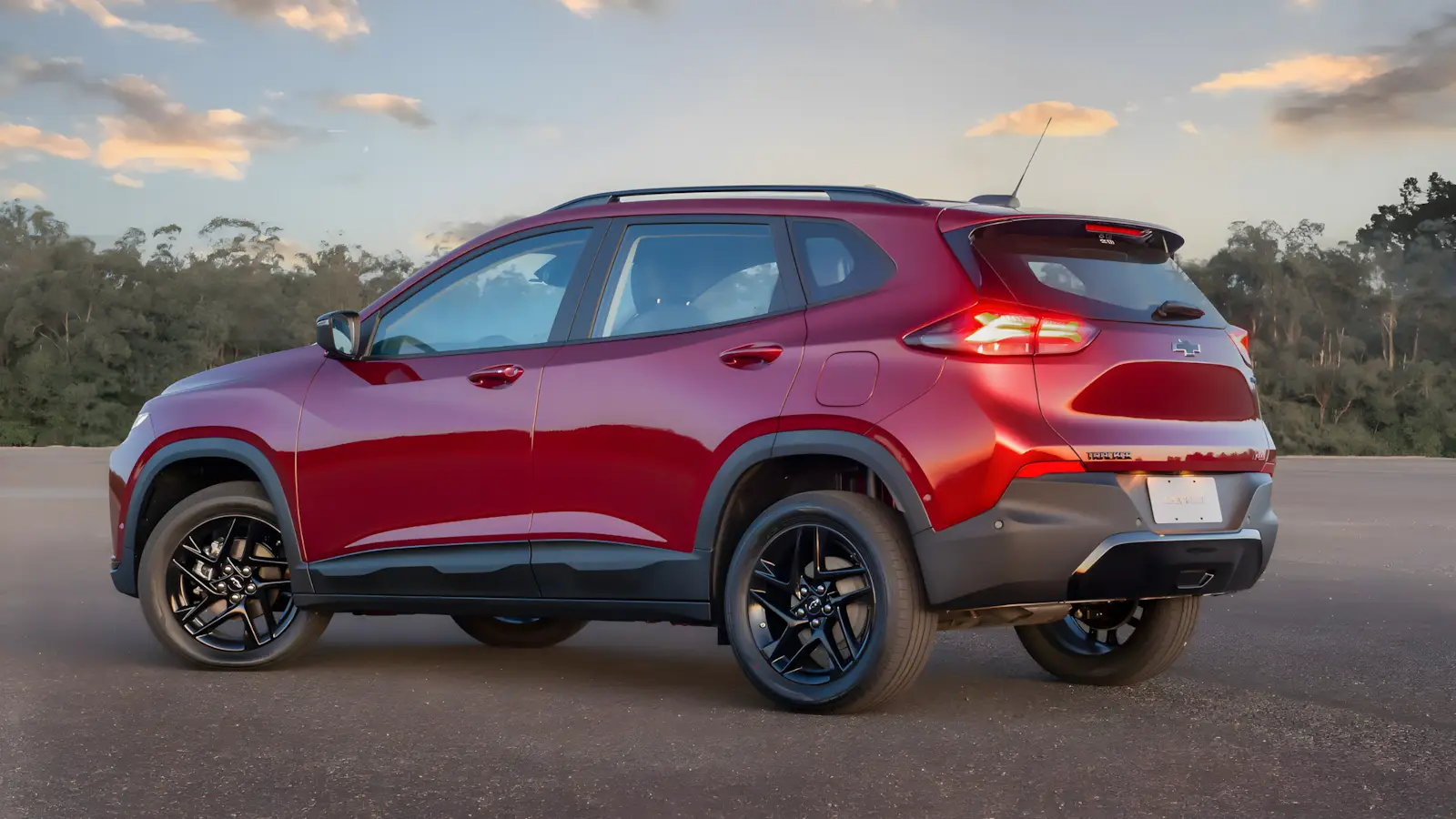 Chevrolet Tracker RS 2026 vista traseira com lanternas em LED